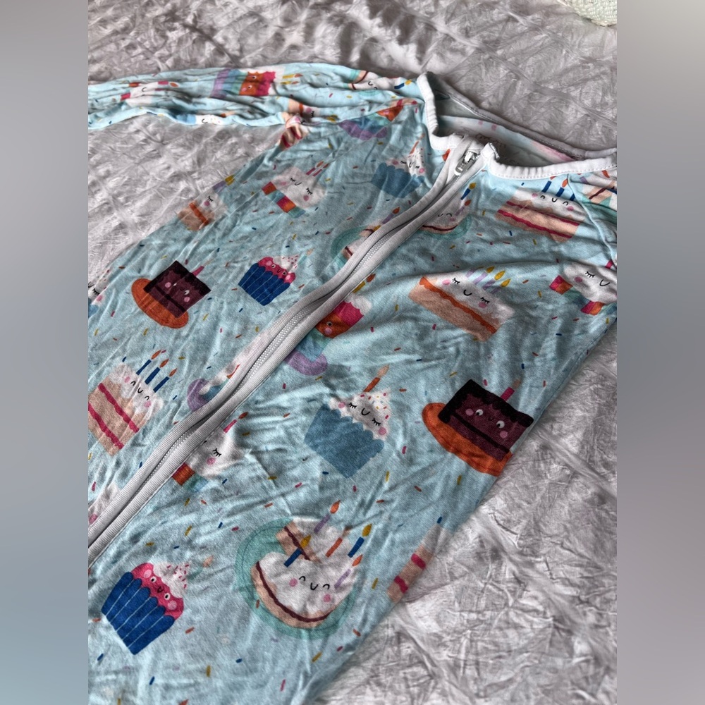 Little Sleepies Birthday Cake Zippy Pajamas 18-24M - Picture 7 of 12